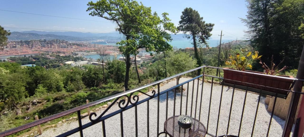 Agriturismo Belvedere 9 La Spezia Exterior photo